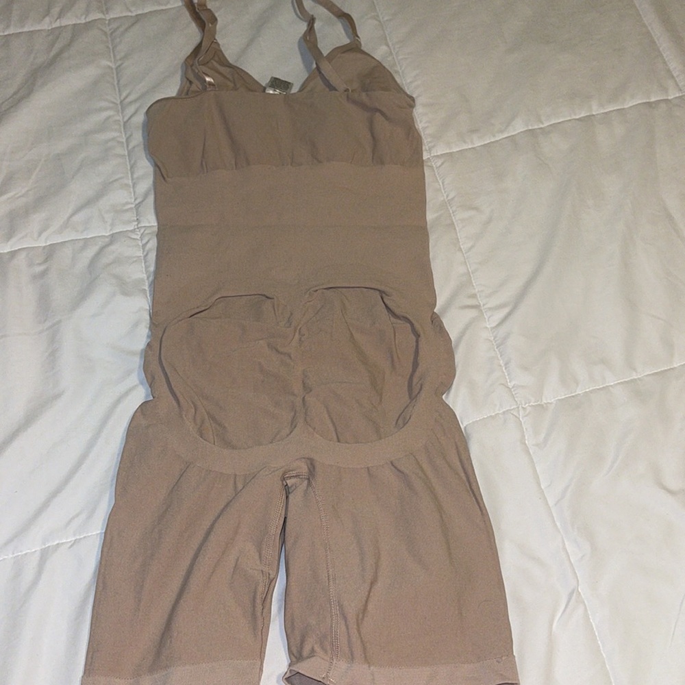 Body shape - Picture 2 of 3